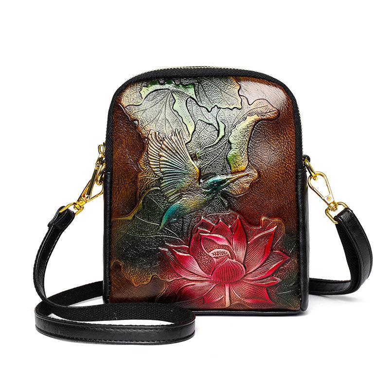 Women Vintage Embossed Lotus & Bird Crossbody Bag, PU Leather Mini Shoulder Bag, Adjustable Strap, Phone Purse кавовий
Women Vintage Embossed Lotus & Bird Crossbody Bag, PU Leather Mini Shoulder Bag, Adjustable Strap, Phone Purse кавовий