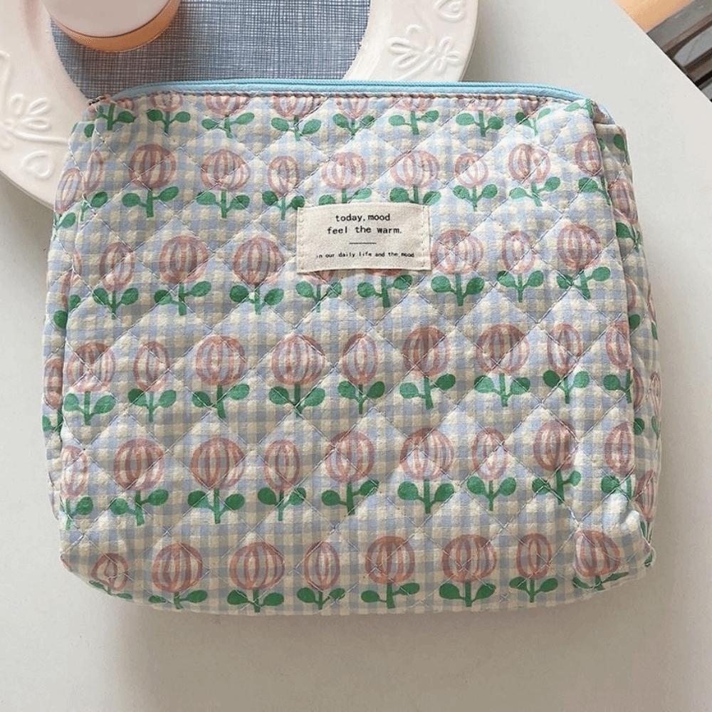 Portable Beauty Case Storage Organizer Female Handbags Cosmetic Pouch Makeup Bag Toilet Bag
Portable Beauty Case Storage Organizer Female Handbags Cosmetic Pouch Makeup Bag Toilet Bag