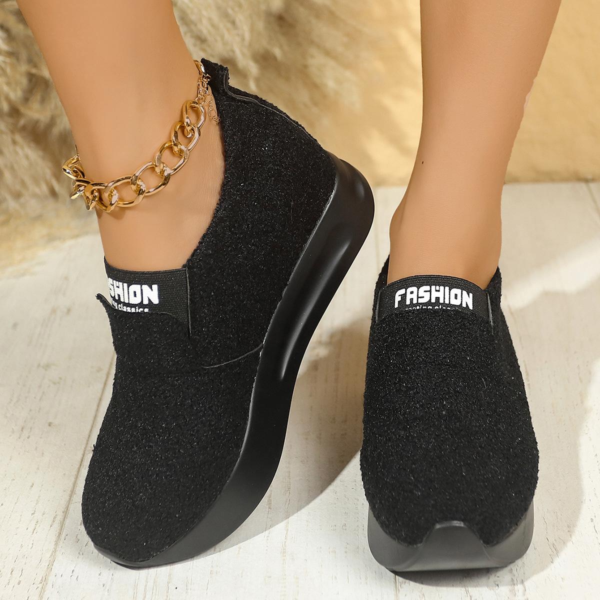 Factory direct sales 2025 autumn new Korean version muffin bottom foot cover casual middle heel fashion trend sports shoes women 42 чорний
Factory direct sales 2025 autumn new Korean version muffin bottom foot cover casual middle heel fashion trend sports shoes women 42 чорний