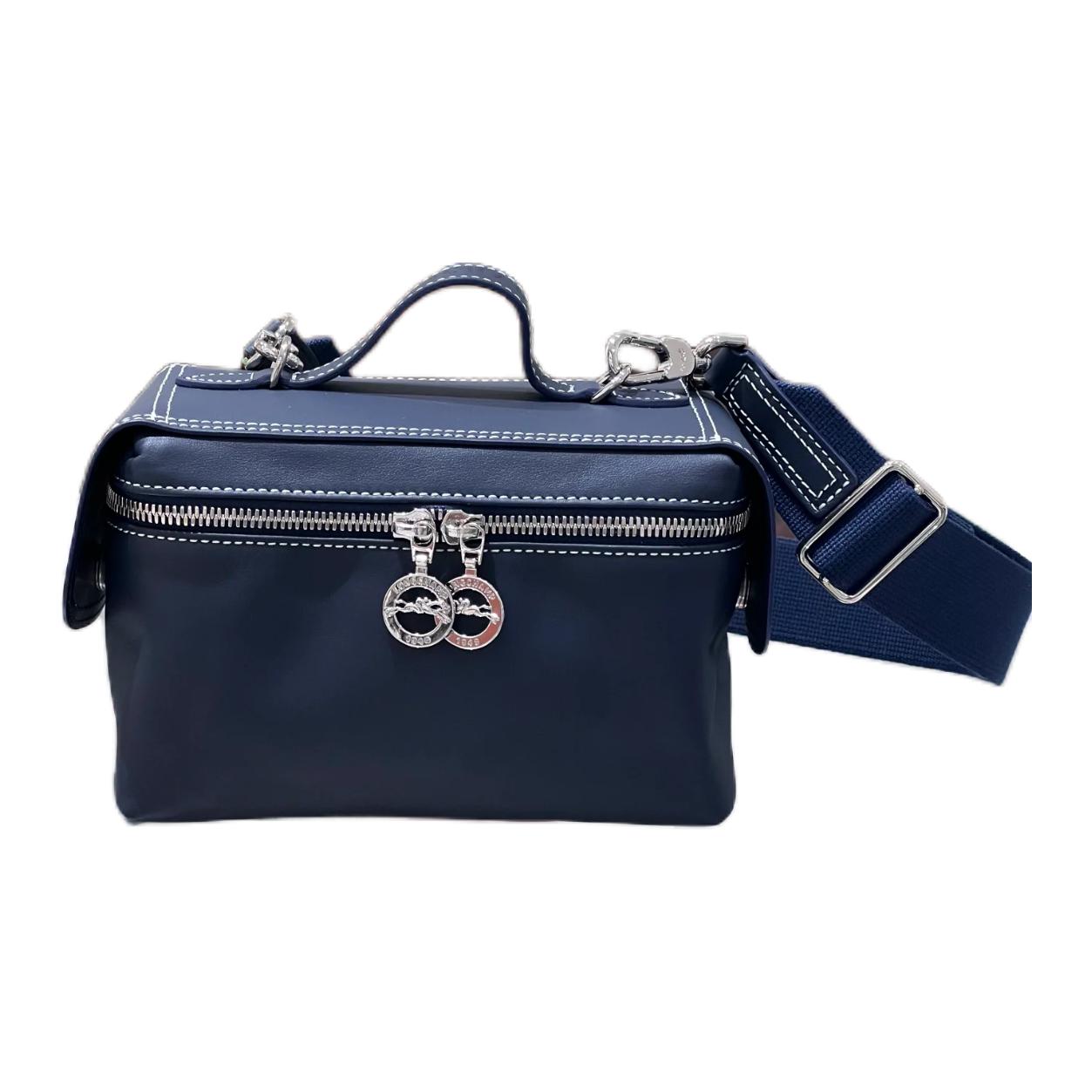 Longchamp Le Pliage Xtra Logo Silver Metal Accessories Leather Storage Shoulder Tote Mini Men Tote Navy-Blue 10322HGS006 Basic Set (Bag+Dust Bag)
Longchamp Le Pliage Xtra Logo Silver Metal Accessories Leather Storage Shoulder Tote Mini Men Tote Navy-Blue 10322HGS006 Basic Set (Bag+Dust Bag)