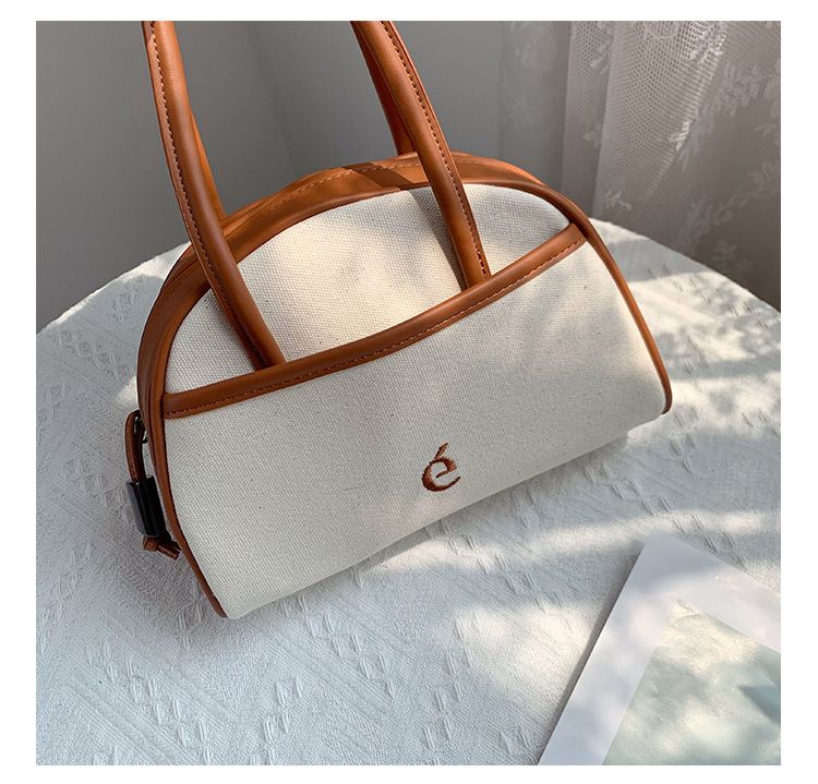JIAERDI Retro White Y2k Hand Bag Purse Women 2025 Handle Casual Half Moon Bowling Bag Female Vintage Harajuku Handbag Aesthetic
JIAERDI Retro White Y2k Hand Bag Purse Women 2025 Handle Casual Half Moon Bowling Bag Female Vintage Harajuku Handbag Aesthetic