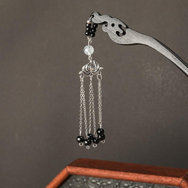 Заколка для волос в виде кисточки лотоса, инкрустированная бриллиантами: Элегантный китайский стиль с жемчужным цветком и замком мира, идеально подходит для женщин.
Заколка для волос в виде кисточки лотоса, инкрустированная бриллиантами: Элегантный китайский стиль с жемчужным цветком и замком мира, идеально подходит для женщин.