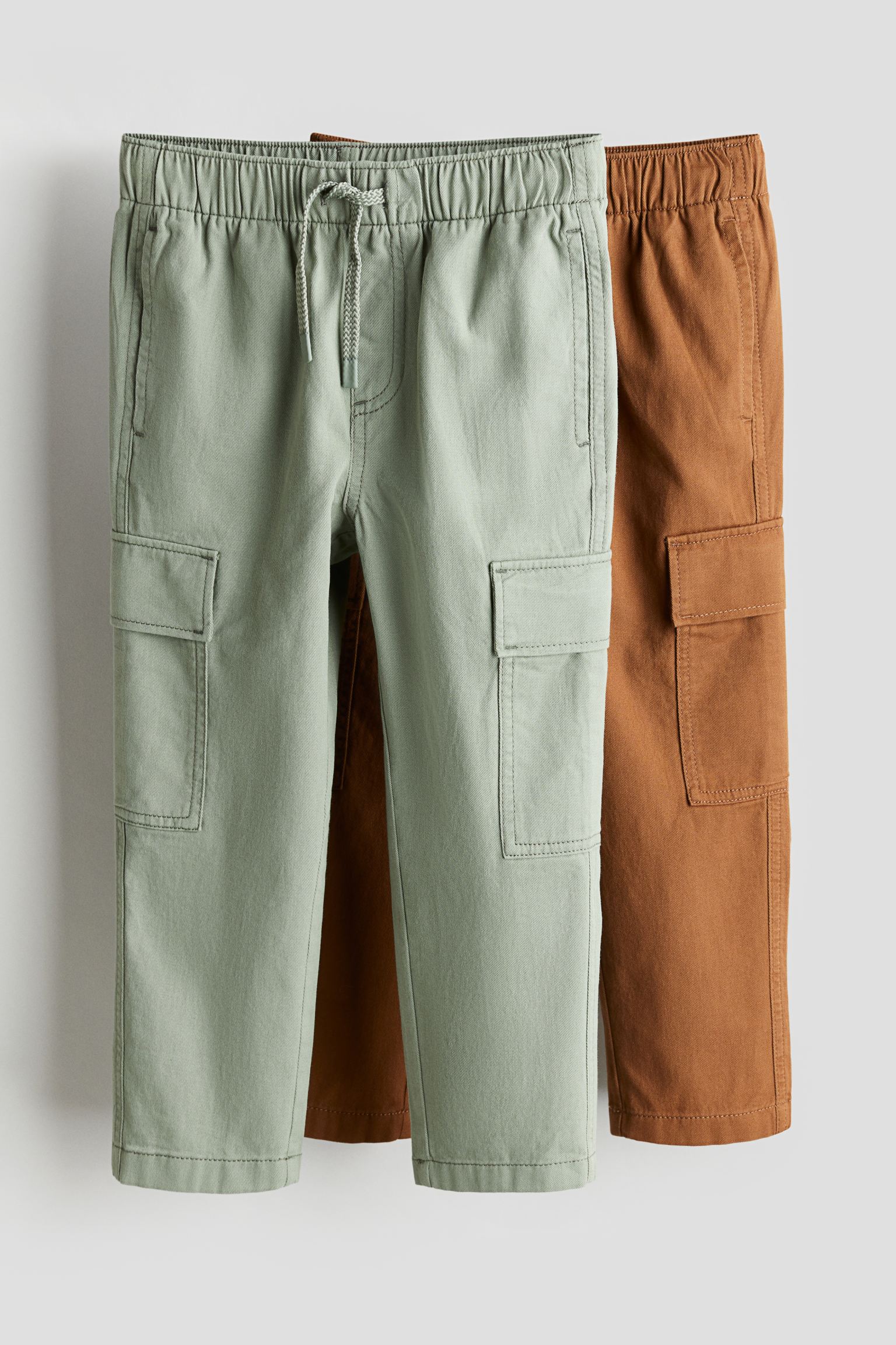 2 пары брюк карго из твила 
2 пары брюк карго из твила