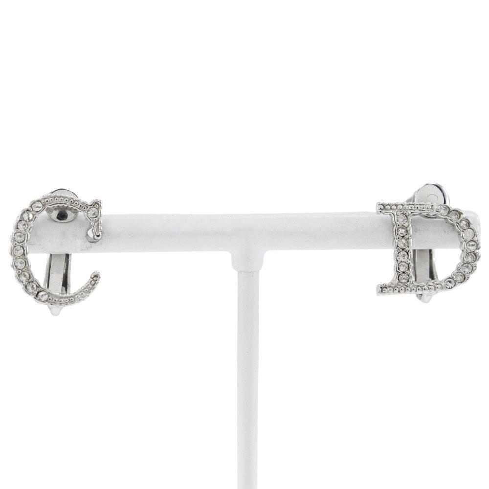 Dior CD Earring Silver metallic/Rhinestone 3.9g Women Used
Dior CD Earring Silver metallic/Rhinestone 3.9g Women Used