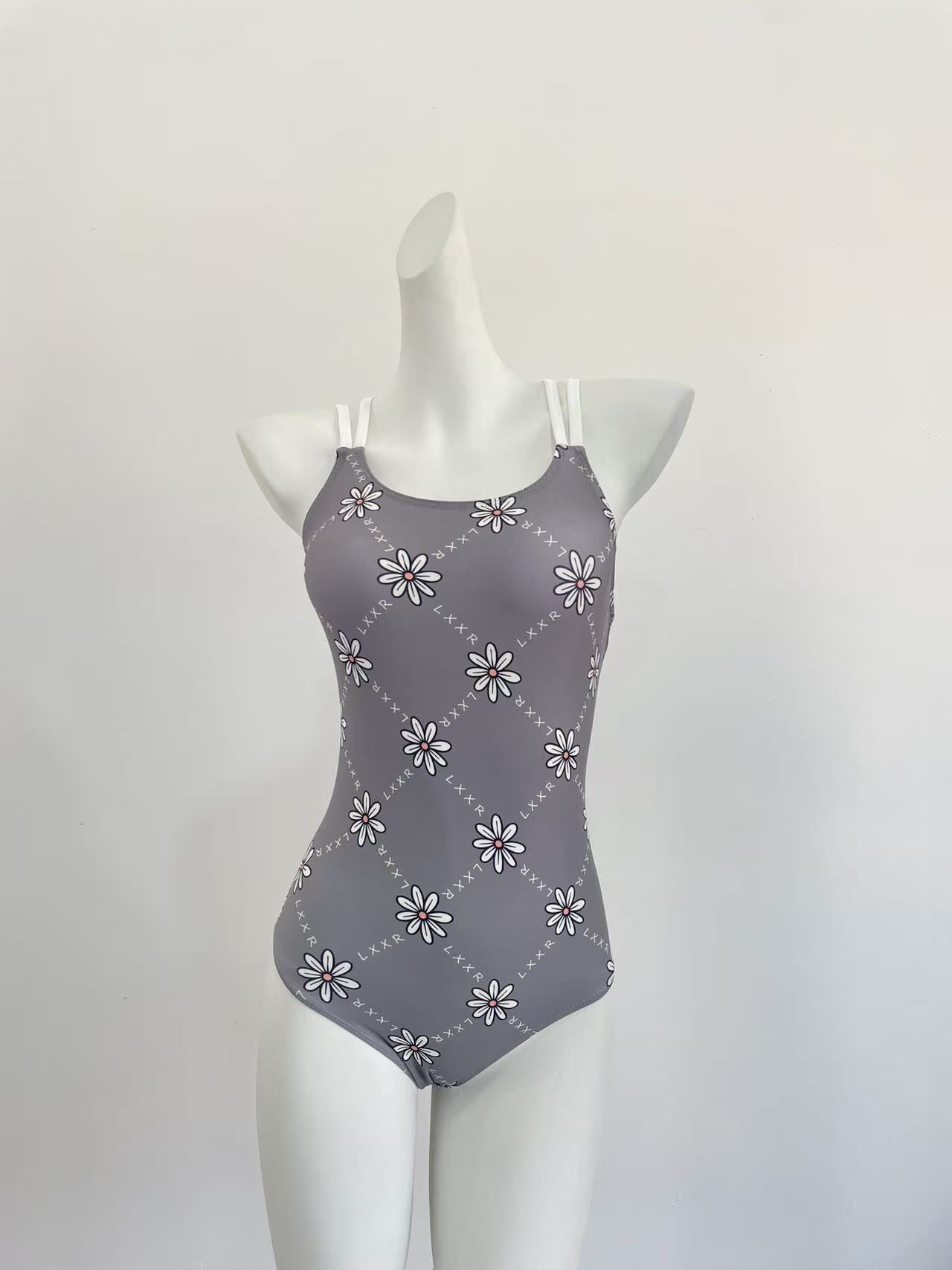 Swimsuit Swimsuit s One-piece Printing Explosive One-piece Speed Swimming Pool Little Daisy Premium Sense XXL сірий колір
Swimsuit Swimsuit s One-piece Printing Explosive One-piece Speed Swimming Pool Little Daisy Premium Sense XXL сірий колір