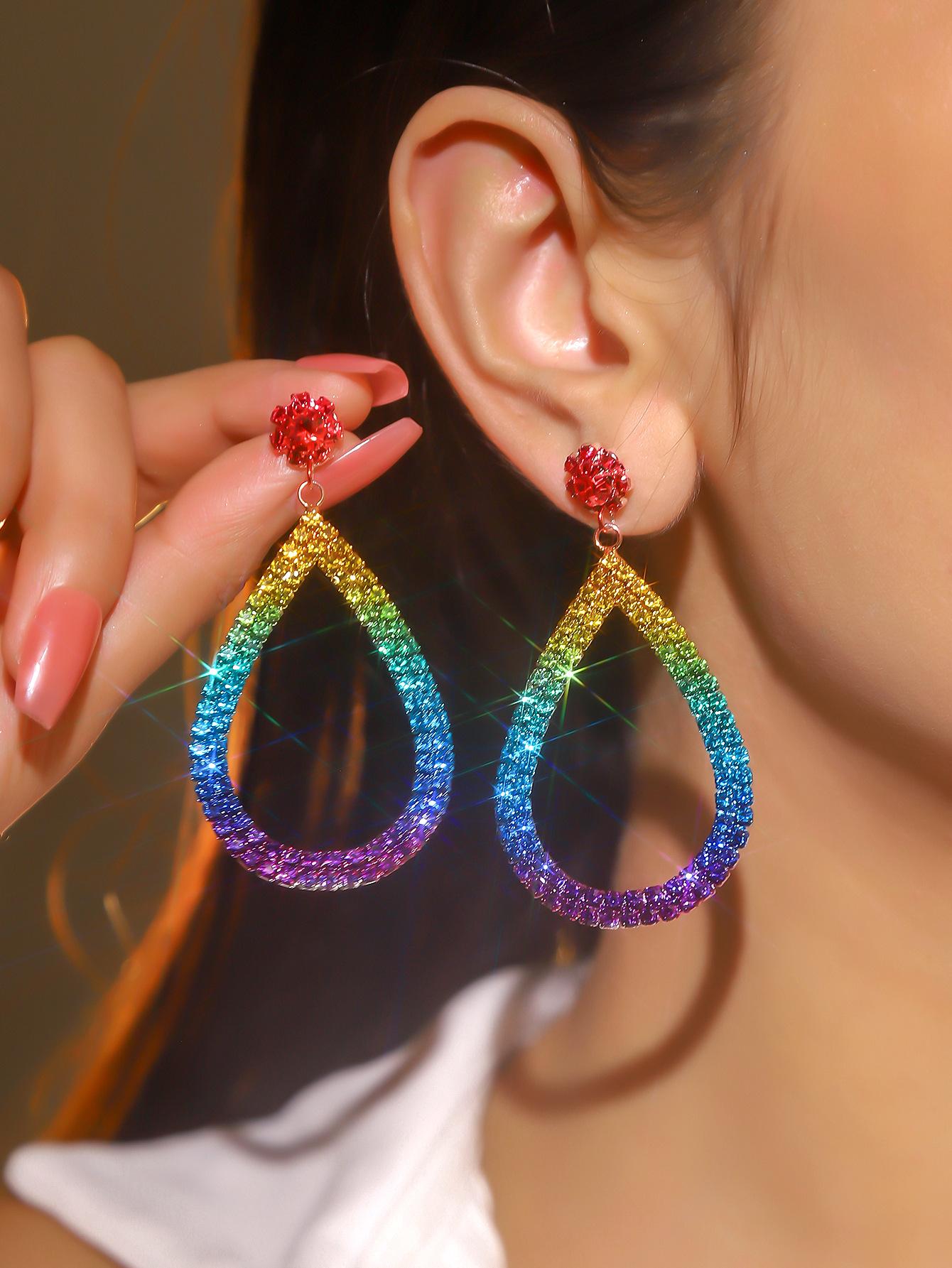 High-end full diamond long earrings for women, fashion temperament rhinestone bridal ear jewelry earrin
High-end full diamond long earrings for women, fashion temperament rhinestone bridal ear jewelry earrin