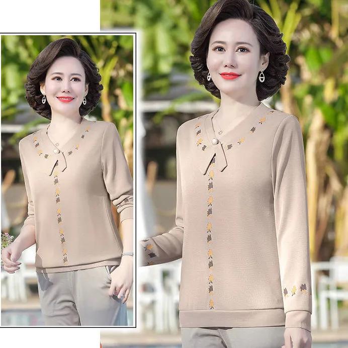 Женская блузка с длинными рукавами на весну и осень, свободная рубашка с V-образным вырезом для людей среднего и пожилого возраста 2XL
Женская блузка с длинными рукавами на весну и осень, свободная рубашка с V-образным вырезом для людей среднего и пожилого возраста 2XL