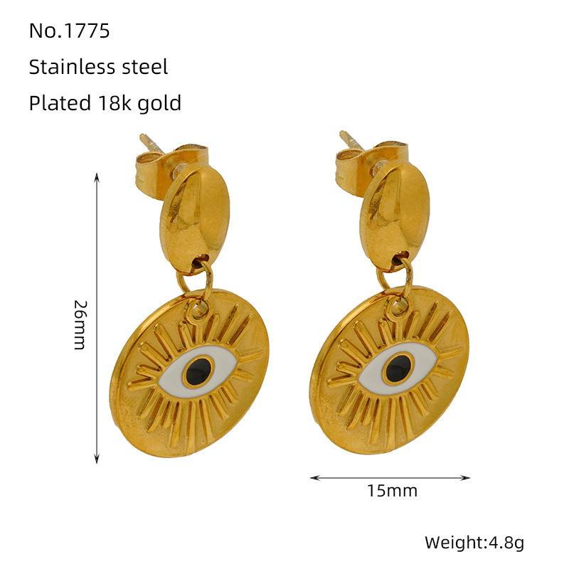 New pastoral bee fox face titanium steel earrings versatile fashion simple half fan drip earrings
New pastoral bee fox face titanium steel earrings versatile fashion simple half fan drip earrings