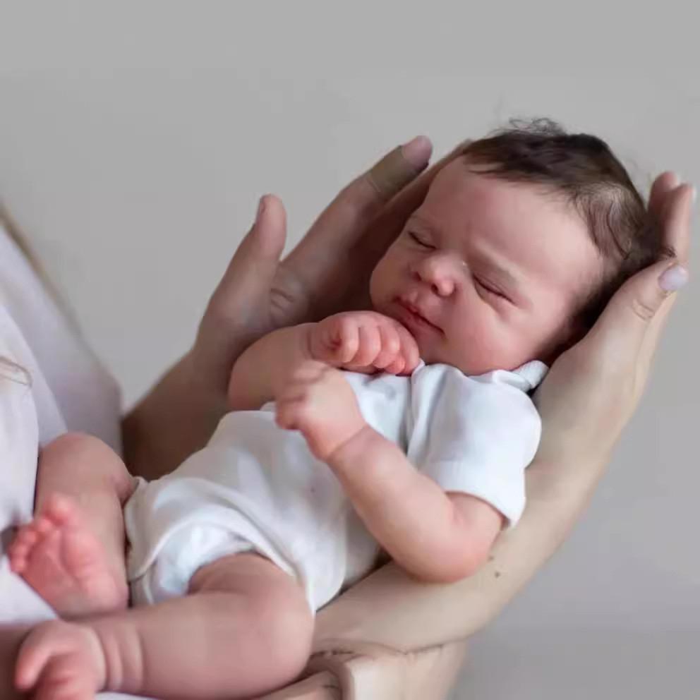 Силіконова лялька-реборн для колекціонерів та любителів подарунків 50 см Реалістичний компаньйон для гри
Силіконова лялька-реборн для колекціонерів та любителів подарунків 50 см Реалістичний компаньйон для гри