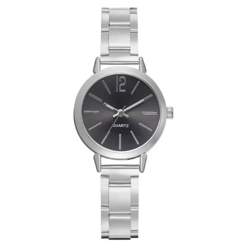 Женский кожаный ремень из 6 предметов и кварцевые часы с набором украшений со стразами Factory Direct Price
Женский кожаный ремень из 6 предметов и кварцевые часы с набором украшений со стразами Factory Direct Price