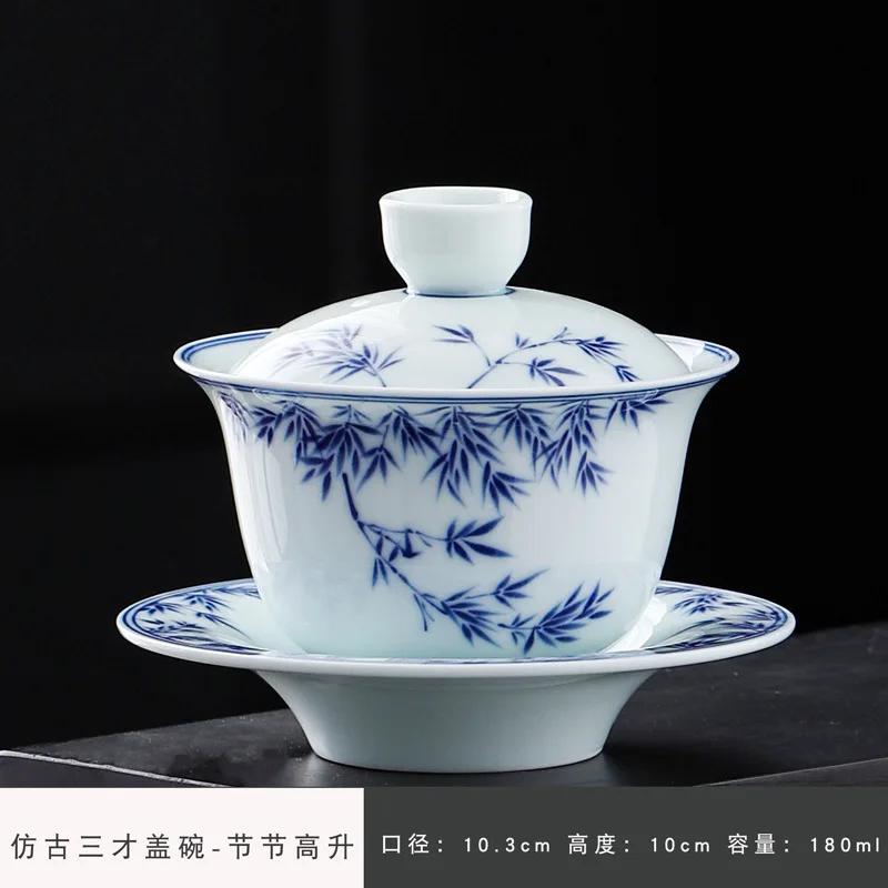 Chinese Retro Sancai Gaiwan Blue and White Tea Tureen Ceramic Teaware Tea Cup Set Handmade Porcelain Gongfu Tea Bowl Cups
Chinese Retro Sancai Gaiwan Blue and White Tea Tureen Ceramic Teaware Tea Cup Set Handmade Porcelain Gongfu Tea Bowl Cups