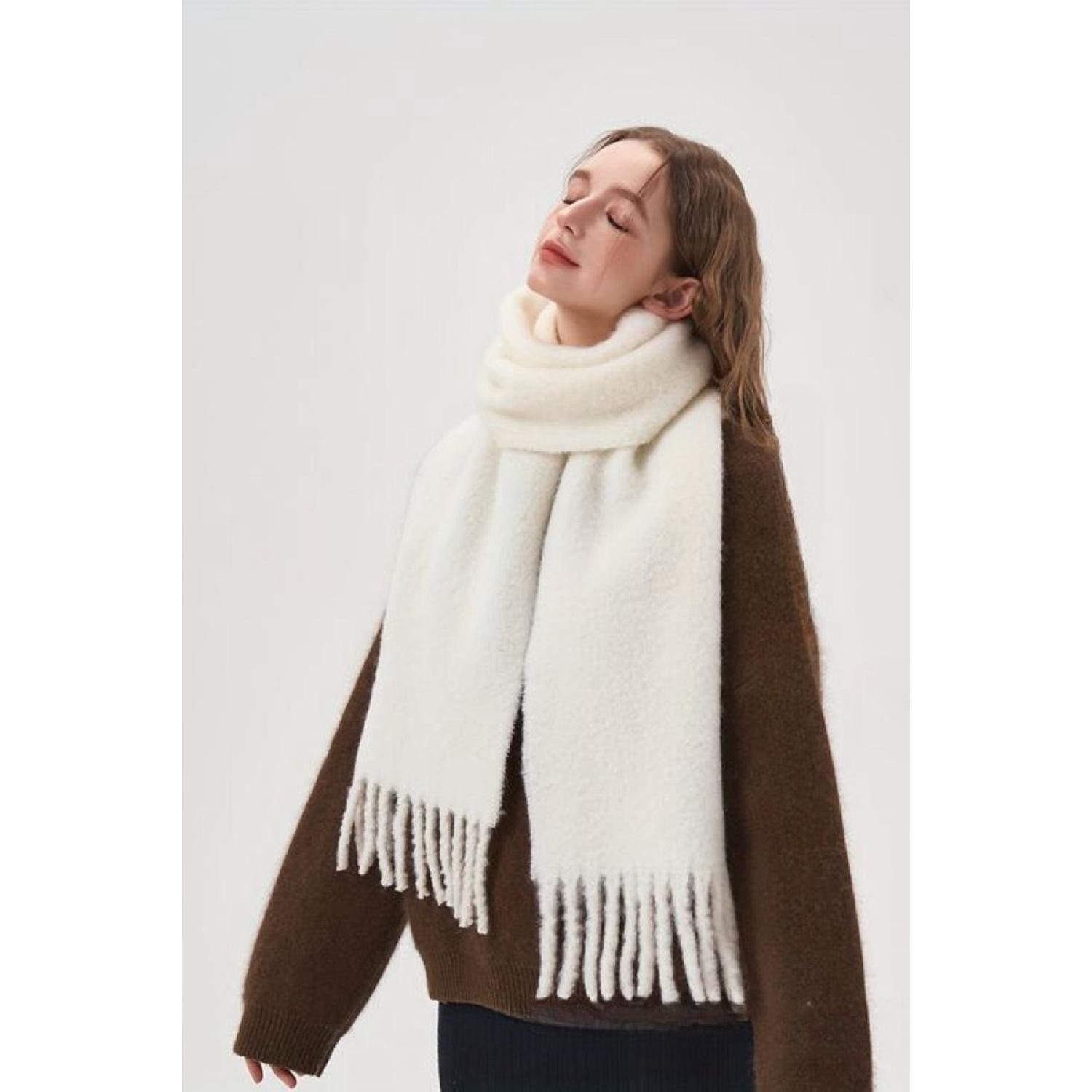Imported Ecru Soft Textured Square Patterned Soft Puffy Scarf Shawl Shoulder Shawl 45 x 177 екрю
Imported Ecru Soft Textured Square Patterned Soft Puffy Scarf Shawl Shoulder Shawl 45 x 177 екрю