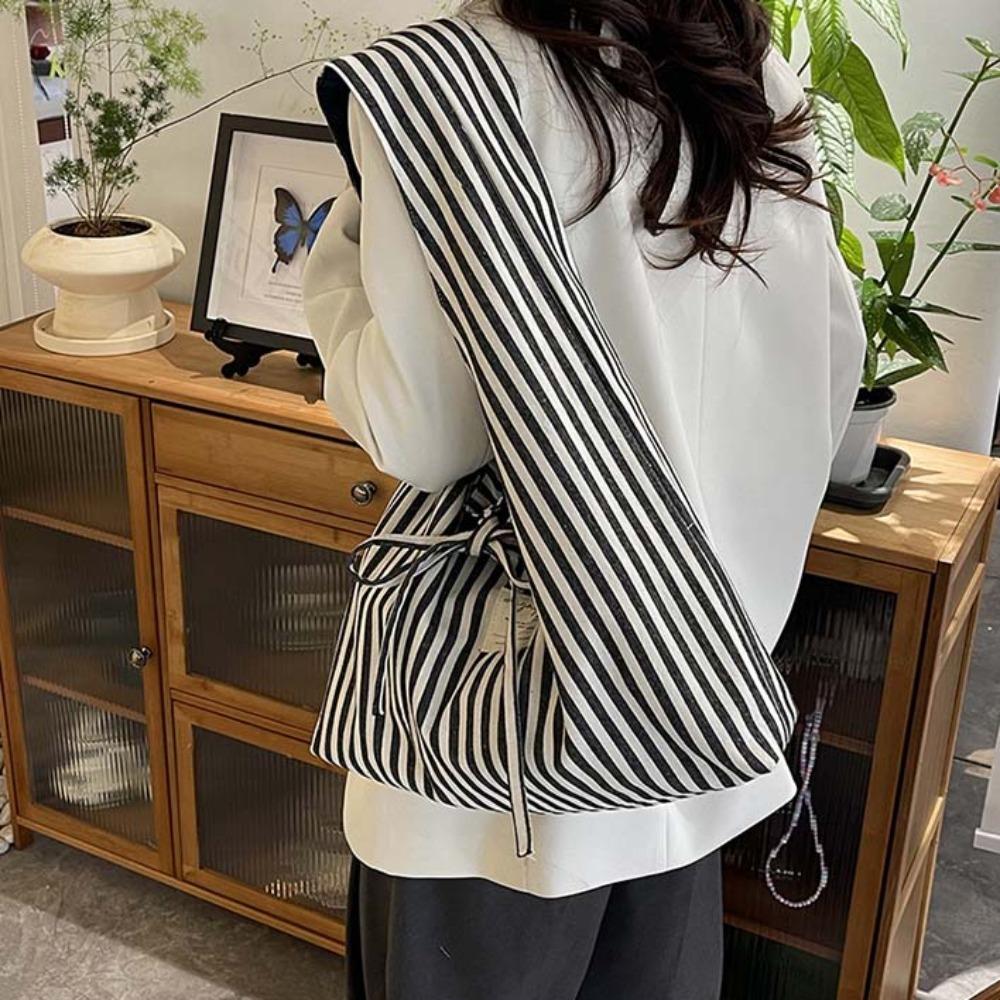 Bow Stripe Cloth Vest Pouch Sweet Denim Blue Handbag Casual Women Tote Bag Vacation синій
Bow Stripe Cloth Vest Pouch Sweet Denim Blue Handbag Casual Women Tote Bag Vacation синій