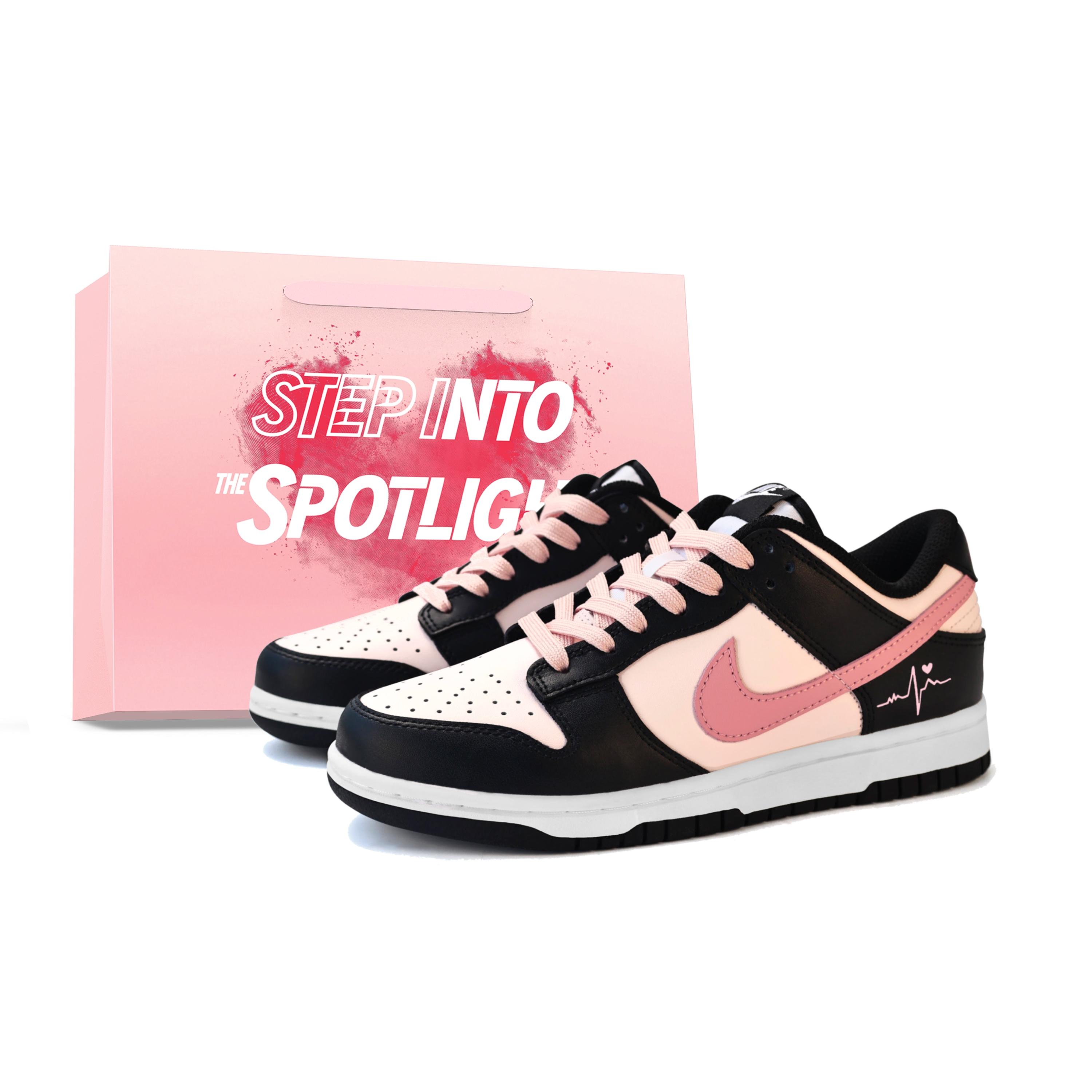 Nike Dunk Low top Skateboard Shoes Women s Black Pink CW1590-100(Team1573-DK) 37.5
Nike Dunk Low top Skateboard Shoes Women s Black Pink CW1590-100(Team1573-DK) 37.5
