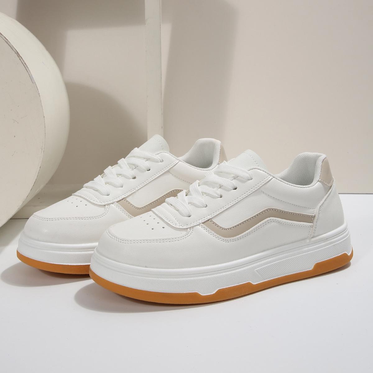 Thick-soled little white shoes women s autumn 2025 new versatile, small and lightweight, popular super-fire casual sports shoes 36 белый
Thick-soled little white shoes women s autumn 2025 new versatile, small and lightweight, popular super-fire casual sports shoes 36 белый