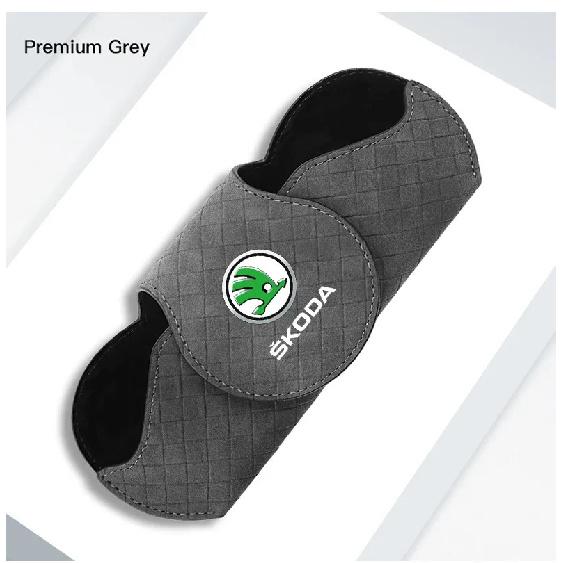 Car Interior Sun Visor Glasses Box Suede Sunglasses Storage Case For Skoda Octavia Superb Rapid Kodiaq Karoq Fabia Kamiq Scala B-Gray
Car Interior Sun Visor Glasses Box Suede Sunglasses Storage Case For Skoda Octavia Superb Rapid Kodiaq Karoq Fabia Kamiq Scala B-Gray