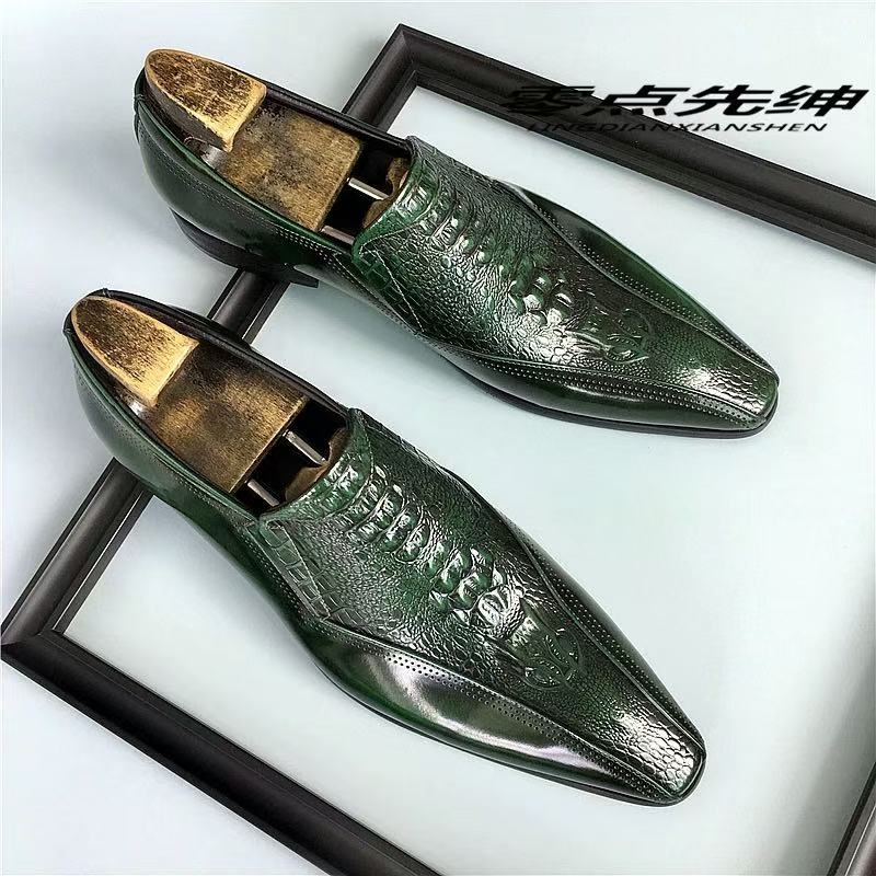 Модні Чоловічі Туфлі з Натуральної Лакованої Шкіри на Розмір Більші, з Тисненням під Крокодила, Чоловічі Формальні Туфлі, Загострені Шкіряні Туфлі 38 зелений
Модні Чоловічі Туфлі з Натуральної Лакованої Шкіри на Розмір Більші, з Тисненням під Крокодила, Чоловічі Формальні Туфлі, Загострені Шкіряні Туфлі 38 зелений