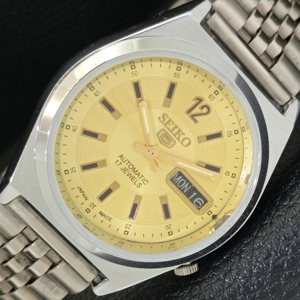 SEIKO 5 AUTOMATIC РЕФУРБИШИРОВАННЫЕ ЯПОНСКИЕ МУЖСКИЕ ВИНТАЖНЫЕ ЧАСЫ С ЗОЛОТИСТЫМ ЦИФЕРБЛАТОМ a500173-2 R151a-a500173
SEIKO 5 AUTOMATIC РЕФУРБИШИРОВАННЫЕ ЯПОНСКИЕ МУЖСКИЕ ВИНТАЖНЫЕ ЧАСЫ С ЗОЛОТИСТЫМ ЦИФЕРБЛАТОМ a500173-2 R151a-a500173