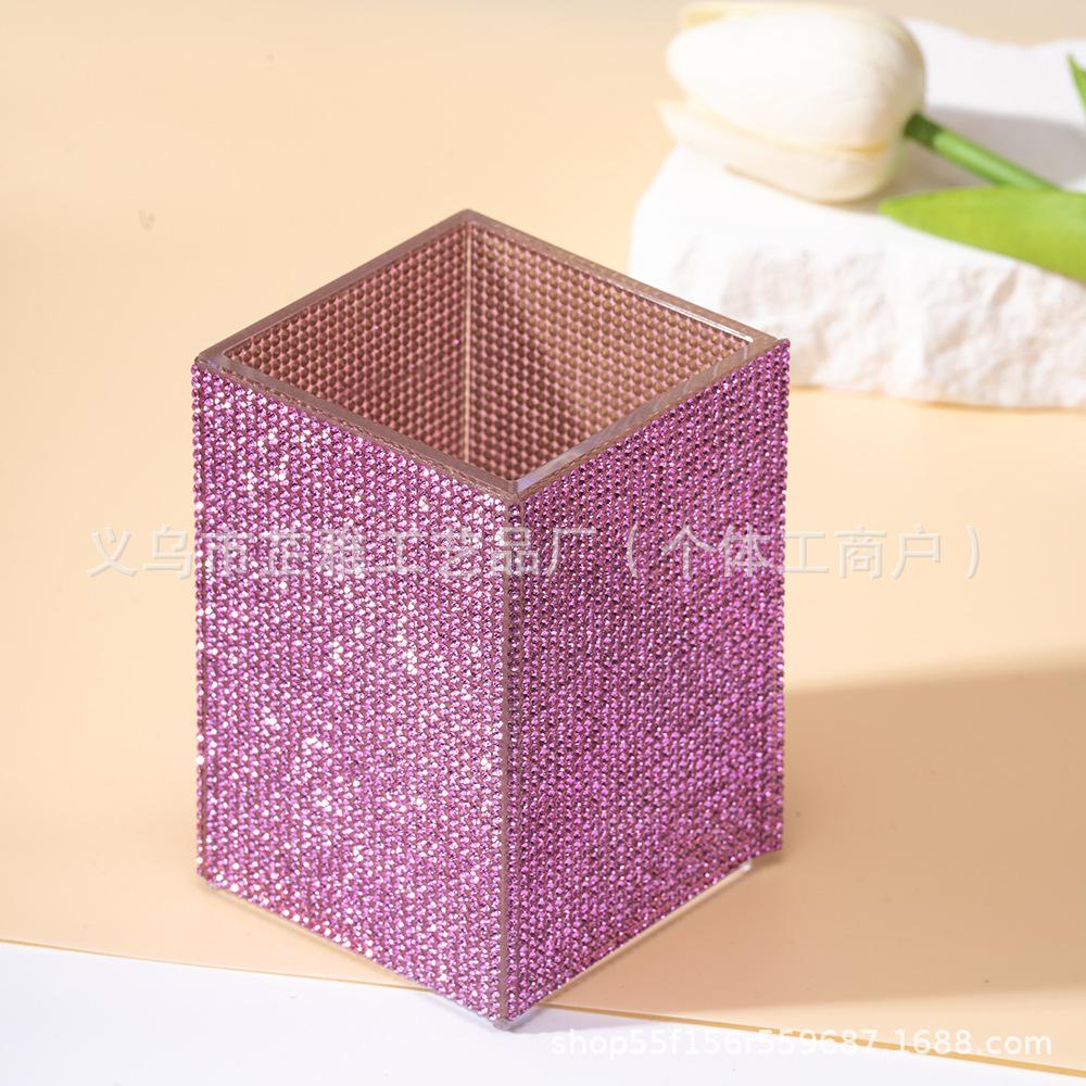 Diamond-encrusted high-value beauty tools storage bucket, bathroom, bedroom, vanity table, multi-function makeup brush storage bucket розовый
Diamond-encrusted high-value beauty tools storage bucket, bathroom, bedroom, vanity table, multi-function makeup brush storage bucket розовый