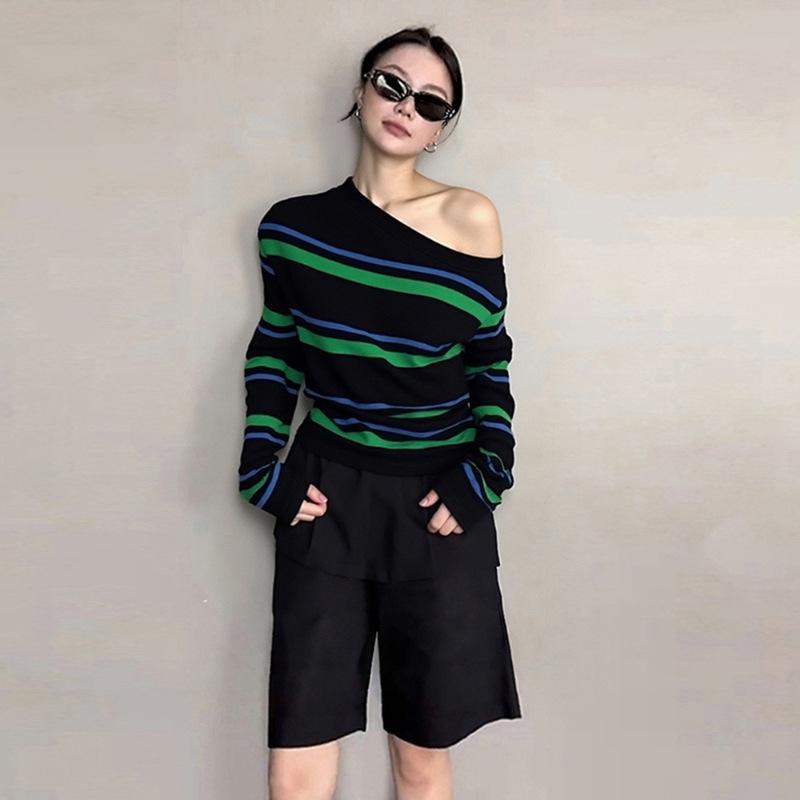 2026 Green Striped Long Sleeve One Shoulder Women s Top - Trendy and Chic Spring/Autumn Wear M (for 42.5-57.5 kg)
2026 Green Striped Long Sleeve One Shoulder Women s Top - Trendy and Chic Spring/Autumn Wear M (for 42.5-57.5 kg)