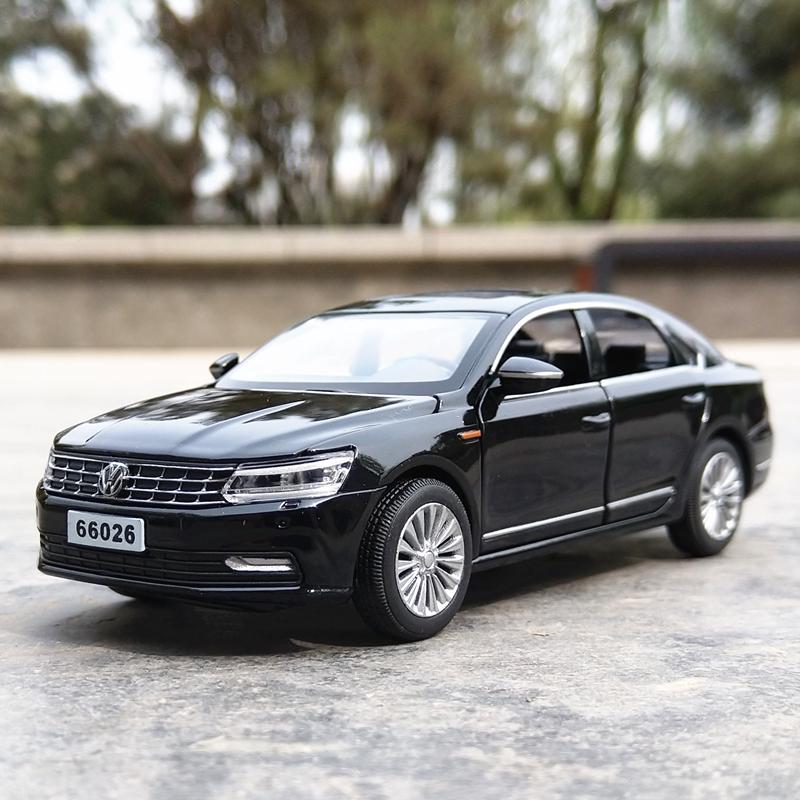 1:32 Volkswagen VW Passat Alloy Car Diecasts & Toy Vehicles Модель автомобиля Звук и свет Оттягивание Автомобильные игрушки для детей Подарки
1:32 Volkswagen VW Passat Alloy Car Diecasts & Toy Vehicles Модель автомобиля Звук и свет Оттягивание Автомобильные игрушки для детей Подарки