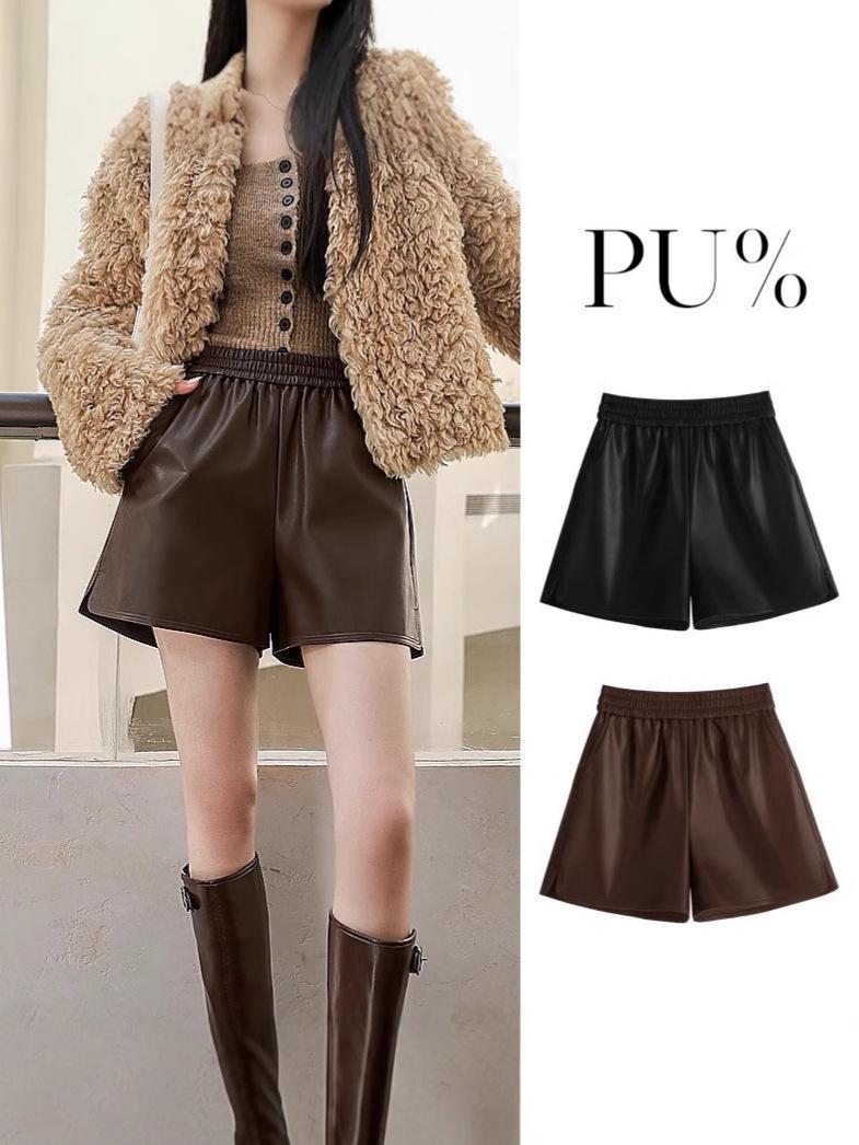 Women s High-Waist Leather Shorts - Slimming A-Line, Coffee & Black, Perfect for Fall/Winter, Petite-Friendly, Stylish with Boots S чорний
Women s High-Waist Leather Shorts - Slimming A-Line, Coffee & Black, Perfect for Fall/Winter, Petite-Friendly, Stylish with Boots S чорний