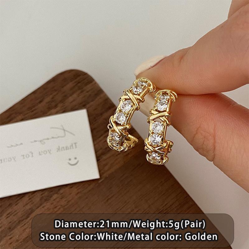 Light Luxury Design Micro Inlaid Zircon C-shaped Metal Earrings For Women‘s Fashion Jewelry Wedding Parties Trendy Accessorises
Light Luxury Design Micro Inlaid Zircon C-shaped Metal Earrings For Women‘s Fashion Jewelry Wedding Parties Trendy Accessorises