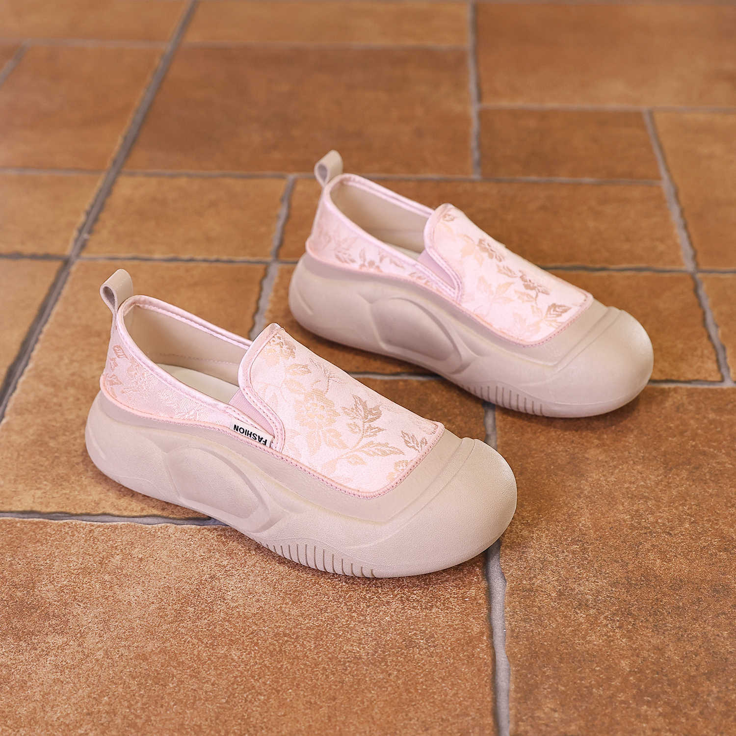 ins маленькие белые туфли студенческие корейские версии женских туфель tide 2025 лето новые толстые подошвы дышащие повседневные туфли ZY-XFL51 40 розовый
ins маленькие белые туфли студенческие корейские версии женских туфель tide 2025 лето новые толстые подошвы дышащие повседневные туфли ZY-XFL51 40 розовый