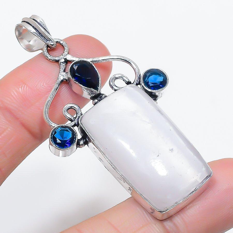 Natural Selenite, Topaz Gemstone 925 Sterling Silver Jewelry Pendant 2.48 O8n43
Natural Selenite, Topaz Gemstone 925 Sterling Silver Jewelry Pendant 2.48 O8n43
