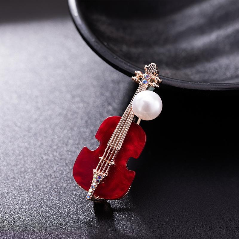 Europe and The United States Fashion Retro Style Violin Brooch Alloy Corsage Versatile Scarf Buckle Costume Accessories
Europe and The United States Fashion Retro Style Violin Brooch Alloy Corsage Versatile Scarf Buckle Costume Accessories