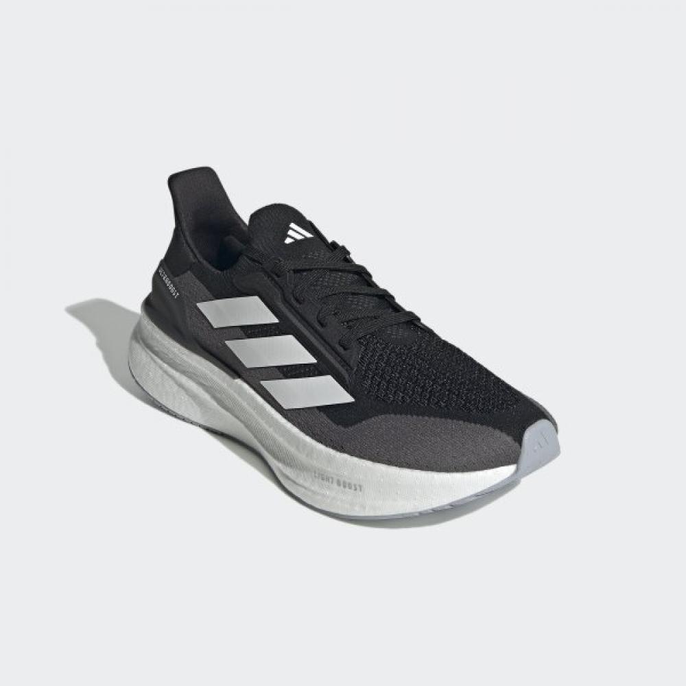 Adidas Designed To Achieve Maximum Performance Ultraboost 5x Unisex 270
Adidas Designed To Achieve Maximum Performance Ultraboost 5x Unisex 270