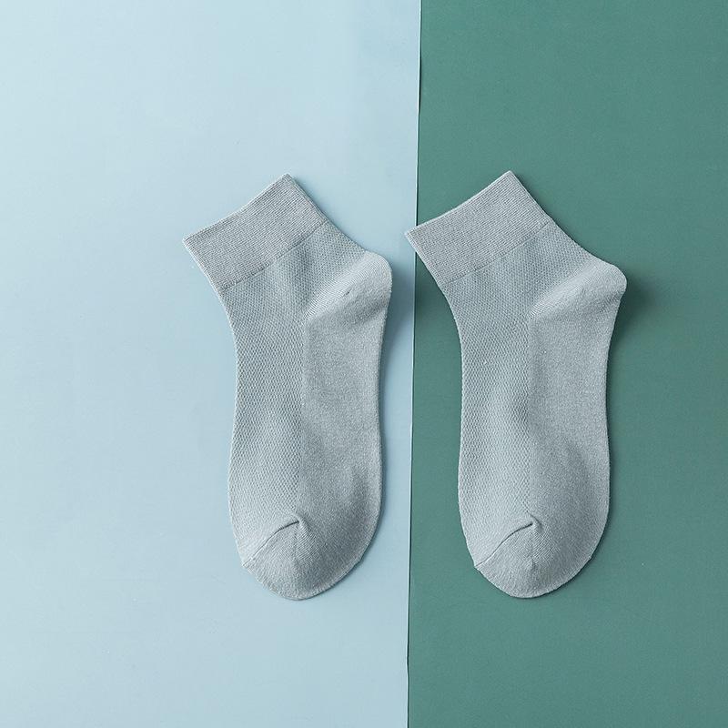 Жіночі весняно-літні бавовняні шкарпетки з тонкою сіткою в японському стилі - зручні одноколірні шкарпетки посередині One Size
Жіночі весняно-літні бавовняні шкарпетки з тонкою сіткою в японському стилі - зручні одноколірні шкарпетки посередині One Size