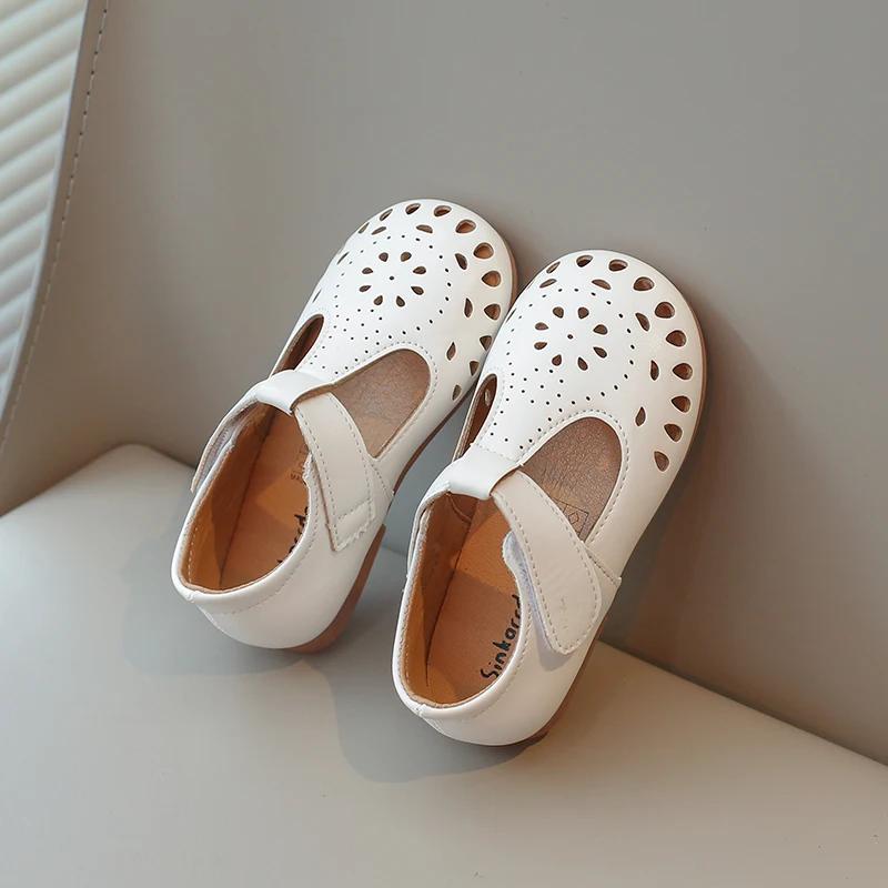 Girls Leather Shoes Hollow Cut-outs Princess Sweet Soft Kids Casual Shoes Spring Summer T-strap Children Flats for Wedding 21 бежевий
Girls Leather Shoes Hollow Cut-outs Princess Sweet Soft Kids Casual Shoes Spring Summer T-strap Children Flats for Wedding 21 бежевий