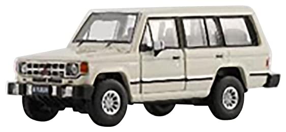 BM CREATIONS Mitsubishi Pajero 1-го поколения 1983 года, цвет слоновой кости, готовая модель 64B0241 1/64 (Правый руль)
BM CREATIONS Mitsubishi Pajero 1-го поколения 1983 года, цвет слоновой кости, готовая модель 64B0241 1/64 (Правый руль)