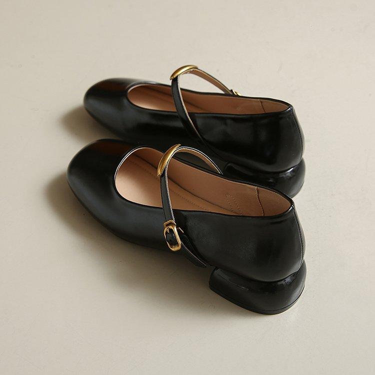 Soft leather version~ French Xiaoxiangfeng thick heel shallow mouth single shoes women s 2025 new spring and autumn round head versatile Mary Jane 34
Soft leather version~ French Xiaoxiangfeng thick heel shallow mouth single shoes women s 2025 new spring and autumn round head versatile Mary Jane 34