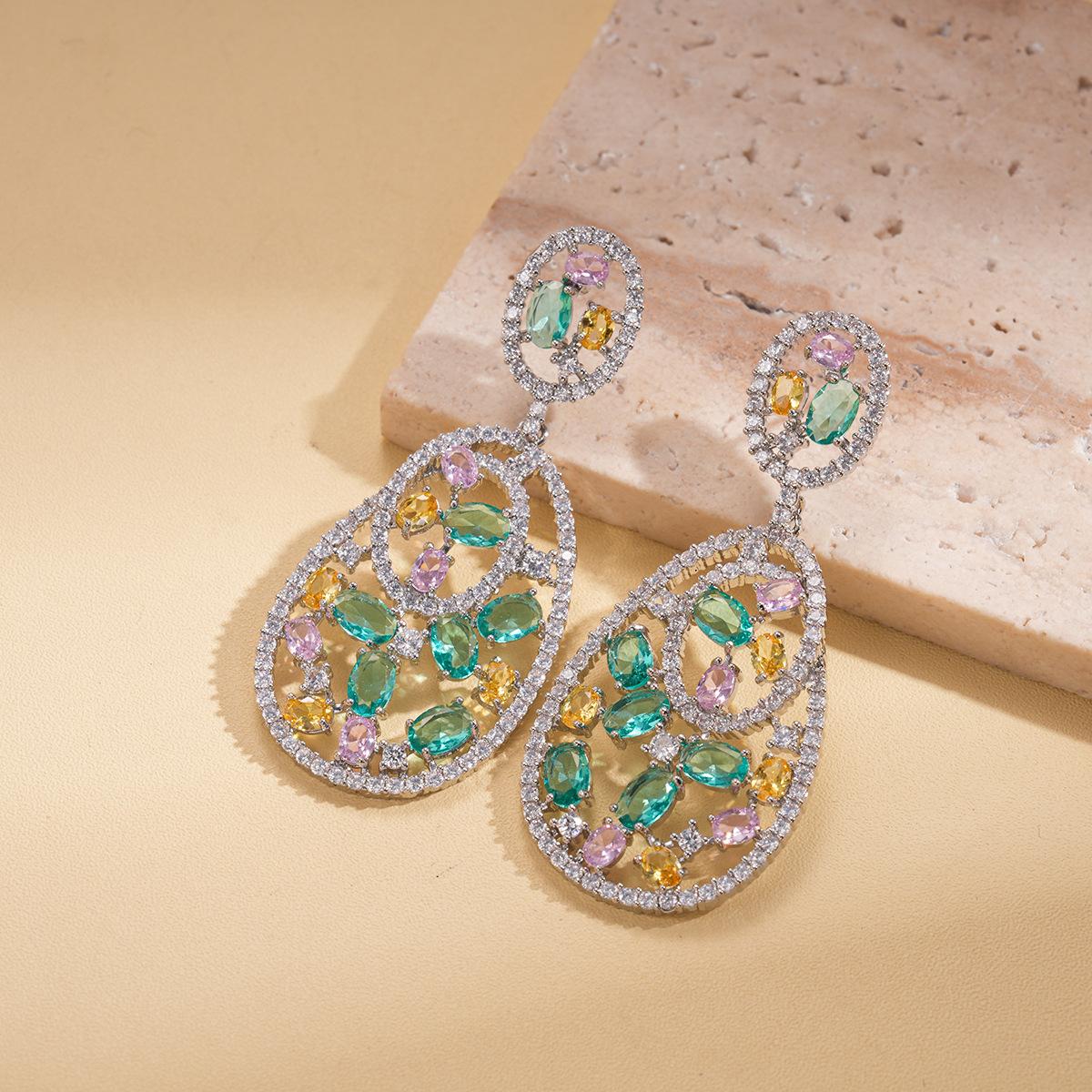 DIGADAGU Alloy Rhinestone Hollow Oval Dangle Earrings New Simple Luxury Earrings Women Party Zircon Accessories медный
DIGADAGU Alloy Rhinestone Hollow Oval Dangle Earrings New Simple Luxury Earrings Women Party Zircon Accessories медный