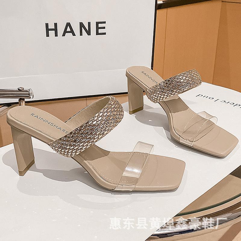 Премиальный темперамент высокие каблуки толстый каблук со стеклянными бриллиантами универсальный стиль Обувная фабрика Xinhao 40 шампанского
Премиальный темперамент высокие каблуки толстый каблук со стеклянными бриллиантами универсальный стиль Обувная фабрика Xinhao 40 шампанского