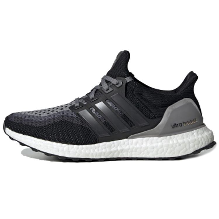 Новые женские Adidas Ultra Boost Черно-серые AF5141 42
Новые женские Adidas Ultra Boost Черно-серые AF5141 42