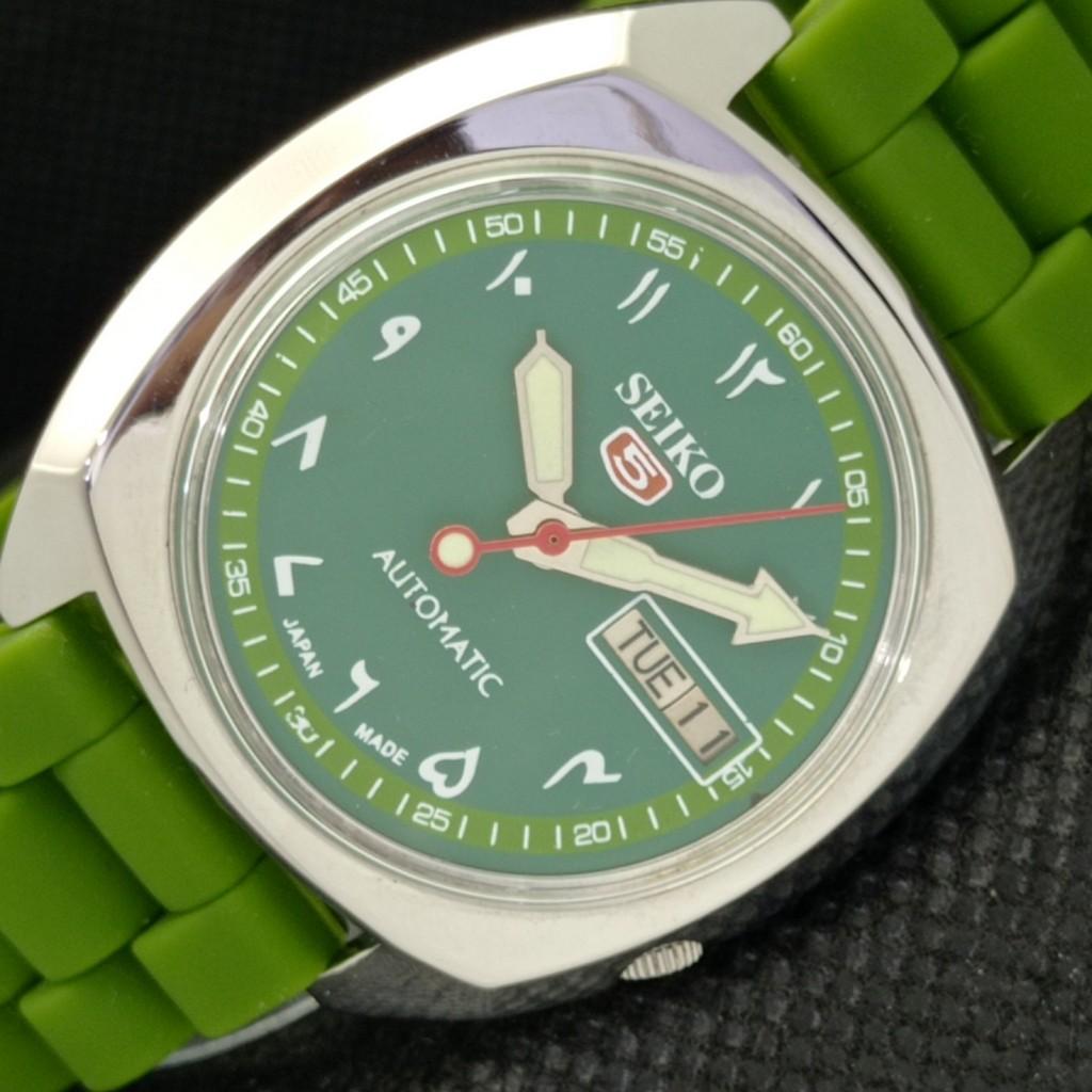 Б/У винтажные часы SEIKO 5 AUTOMATIC 7009A JAPAN MENS D/D ARABIC WATCH 594a-a311790-9 SKU594a-a311790
Б/У винтажные часы SEIKO 5 AUTOMATIC 7009A JAPAN MENS D/D ARABIC WATCH 594a-a311790-9 SKU594a-a311790