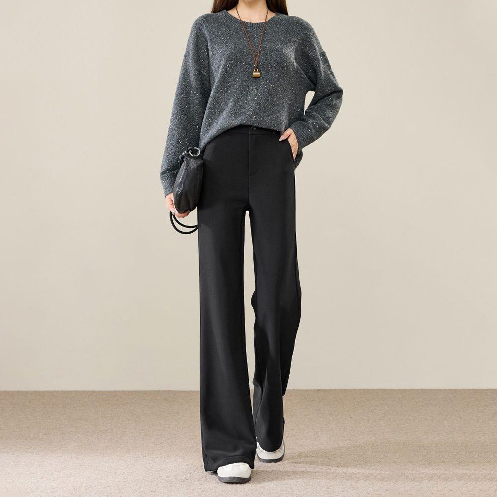 Winter Plush-Lined Black Micro Flare Pants with Patchwork Slit – Slimming Elastic Casual Petite High Waist Draping. S (85-95 lbs)
Winter Plush-Lined Black Micro Flare Pants with Patchwork Slit – Slimming Elastic Casual Petite High Waist Draping. S (85-95 lbs)