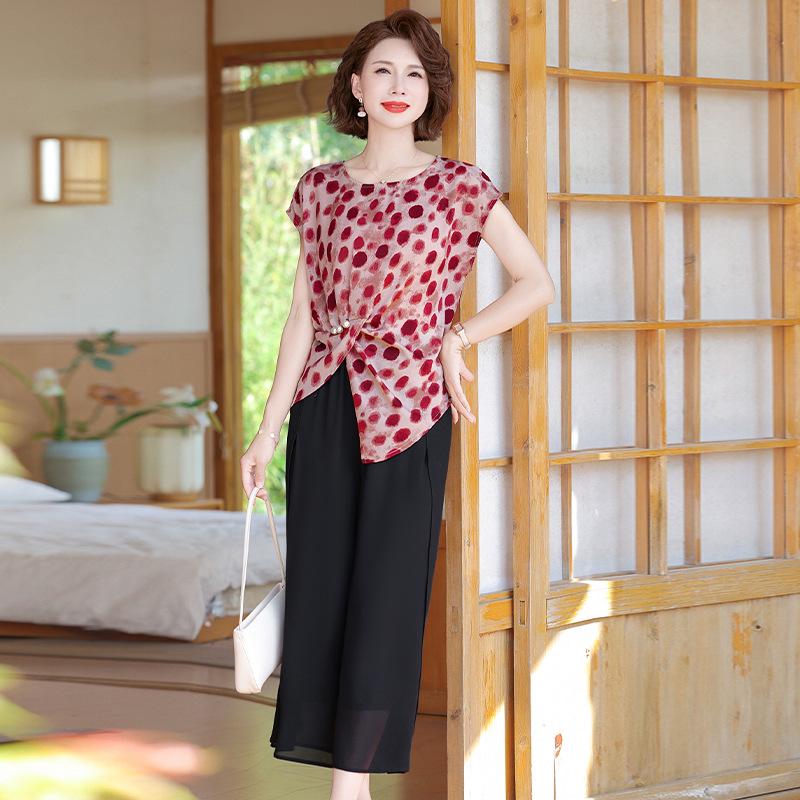 2026 Polka Dot Two-Piece Summer Set for Moms: National Style T-shirt & Stylish Pants for Middle-Aged Women 3XL (115-130 kg)
2026 Polka Dot Two-Piece Summer Set for Moms: National Style T-shirt & Stylish Pants for Middle-Aged Women 3XL (115-130 kg)