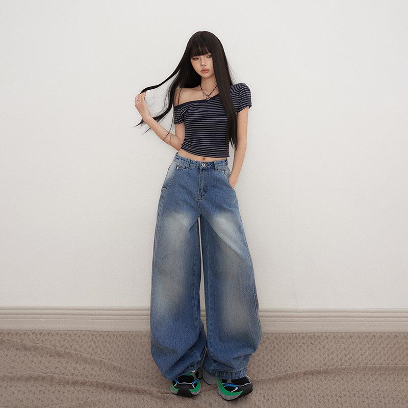 Women s High Waist Retro Sickle Straight Jeans - Summer 2025 Collection M
Women s High Waist Retro Sickle Straight Jeans - Summer 2025 Collection M