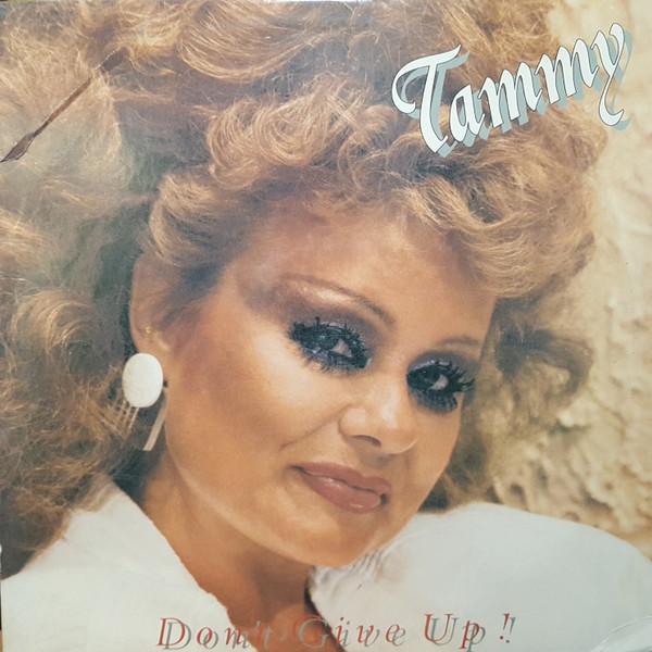 LP Record TAMMY FAYE BAKKER Dont Give Up PTLLP1850 PTL Club Record 1985 Canada CountryFolk Used
LP Record TAMMY FAYE BAKKER Dont Give Up PTLLP1850 PTL Club Record 1985 Canada CountryFolk Used