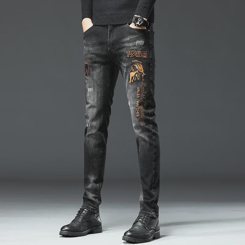 Осенние мужские черные вышитые джинсы Slim-Fit - модные молодежные эластичные повседневные брюки 28
Осенние мужские черные вышитые джинсы Slim-Fit - модные молодежные эластичные повседневные брюки 28