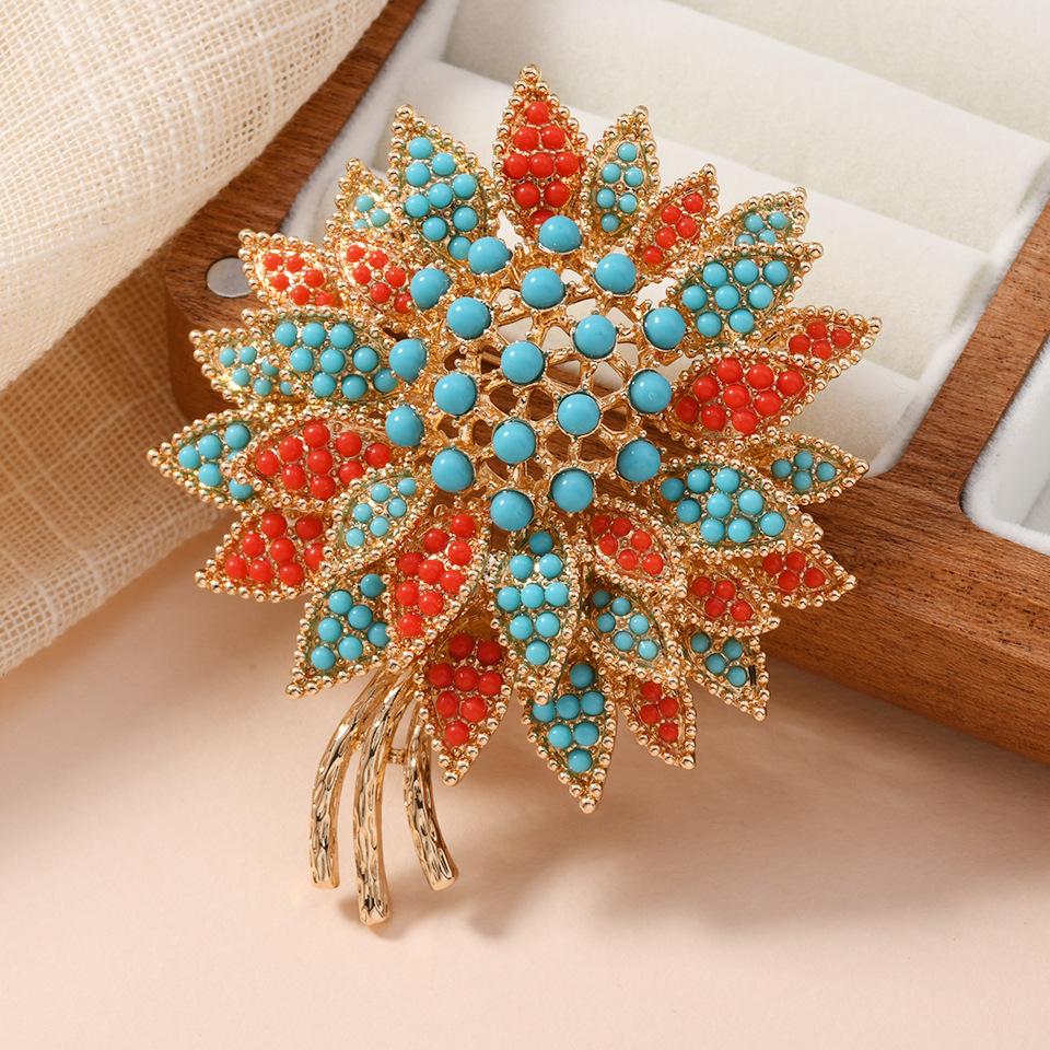 Women Men Elegant Vintage Flower Tassel Badges Pin Retro Classic Lady Clothing Coat Jewelry Accessories Floral Brooches Buckles
Women Men Elegant Vintage Flower Tassel Badges Pin Retro Classic Lady Clothing Coat Jewelry Accessories Floral Brooches Buckles