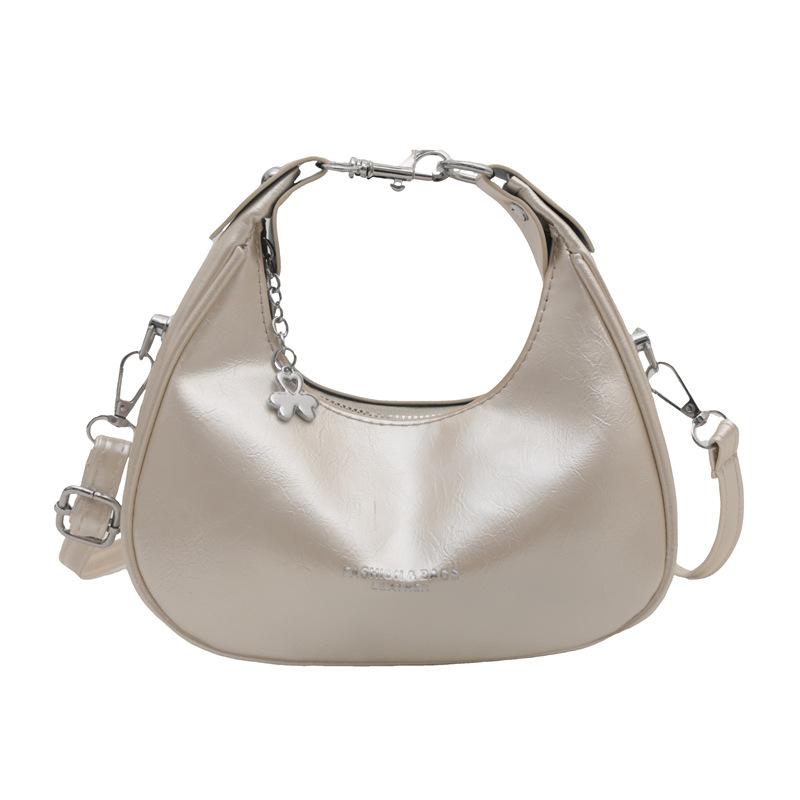 French niche design portable crescent bag 2024 new trend retro commuting fashion simple shoulder armpit bag
French niche design portable crescent bag 2024 new trend retro commuting fashion simple shoulder armpit bag