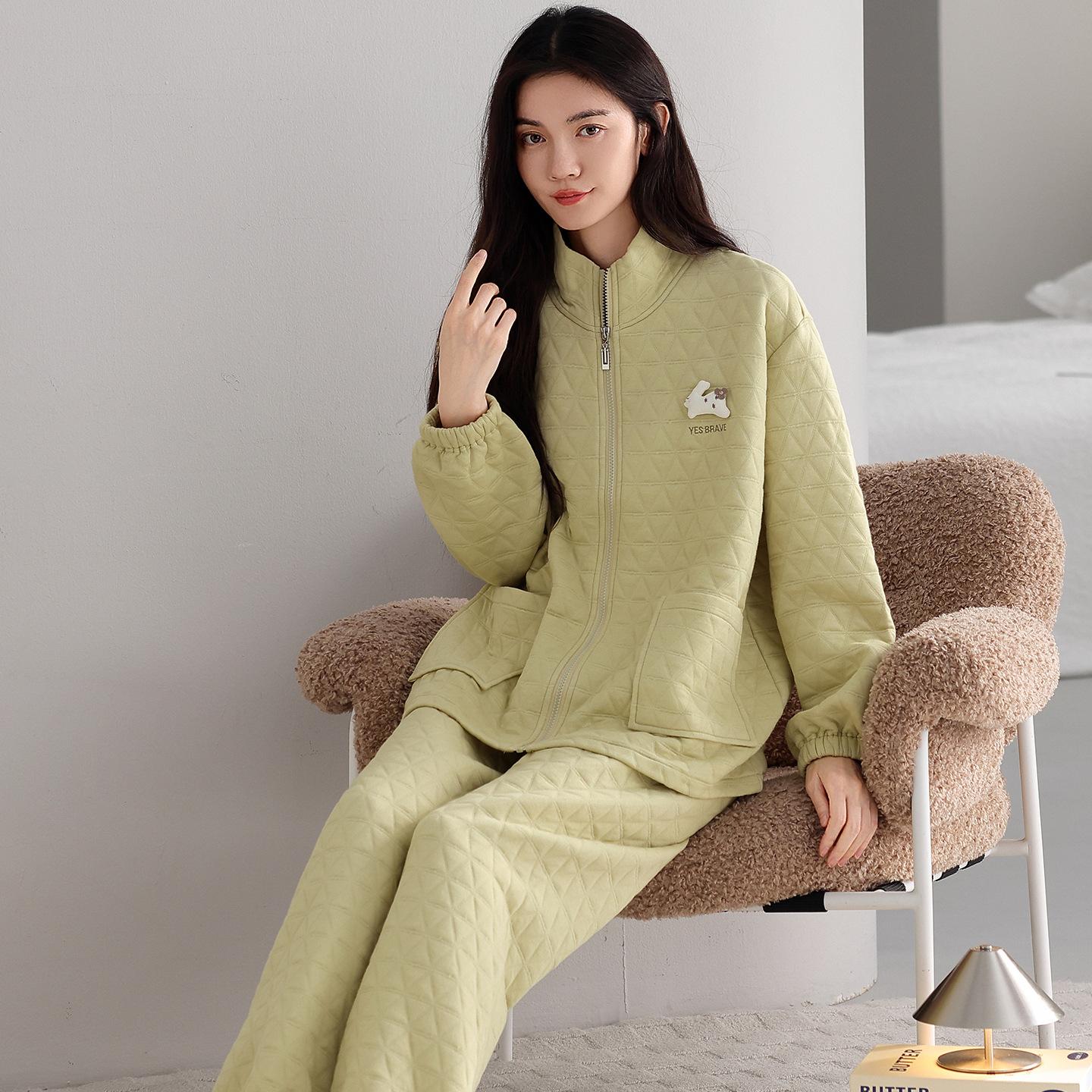 Air Cotton Pajamas Women S Spring And Autumn Thickened Pure Cotton Loungewear Autumn And Winter Interlayer Thin Padded Cotton Set 2XL
Air Cotton Pajamas Women S Spring And Autumn Thickened Pure Cotton Loungewear Autumn And Winter Interlayer Thin Padded Cotton Set 2XL