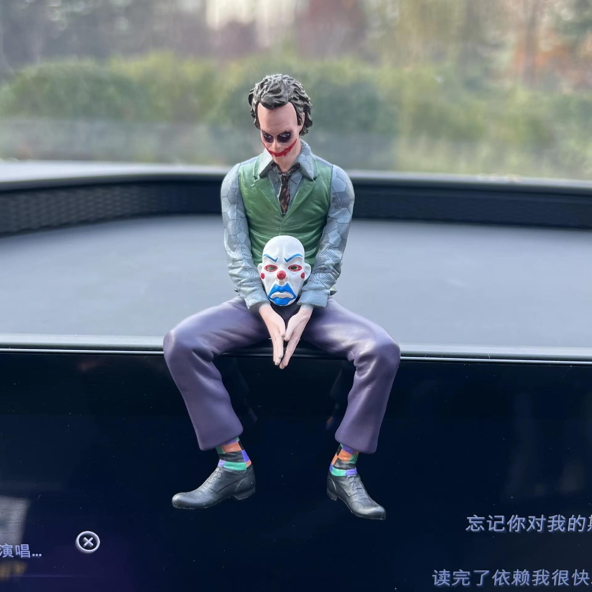10cm Roof Decoration Joker Heath Ledger Sitting Posture Figures Car Doll Tail Plus Roof Pendant Model Statue Collectable Children Toy
10cm Roof Decoration Joker Heath Ledger Sitting Posture Figures Car Doll Tail Plus Roof Pendant Model Statue Collectable Children Toy