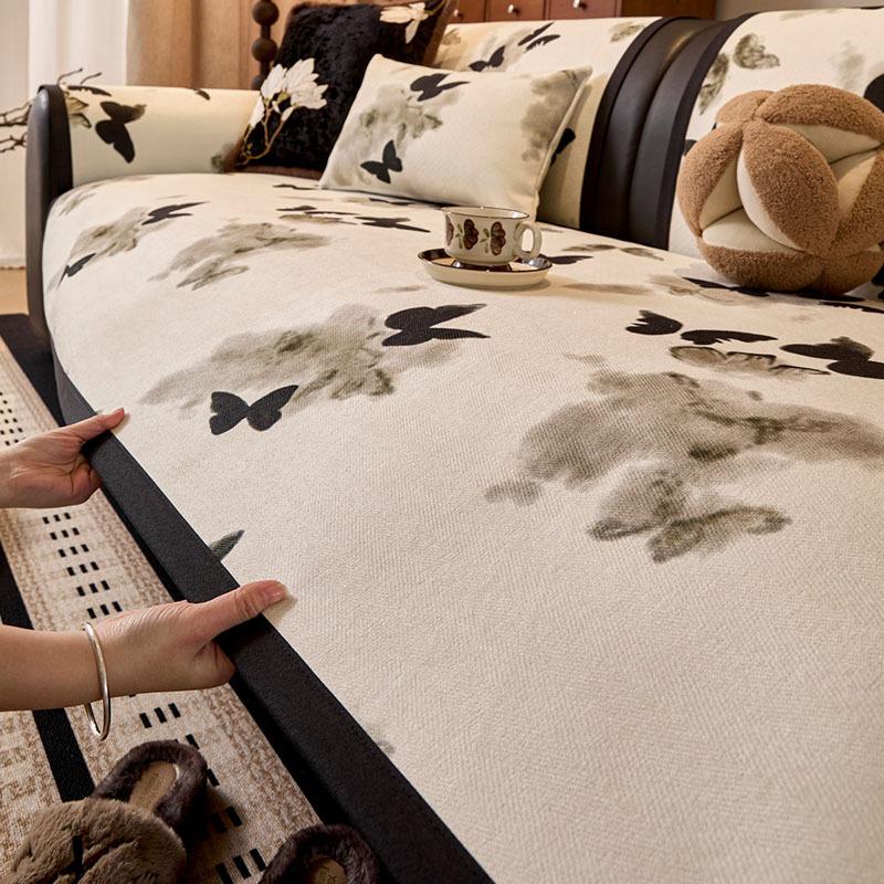 French Sofa Cushion New Four-Season Universal Non-Slip New Chinese Chenille Seat Cushion Retro Sofa Cover 70*70cm
French Sofa Cushion New Four-Season Universal Non-Slip New Chinese Chenille Seat Cushion Retro Sofa Cover 70*70cm