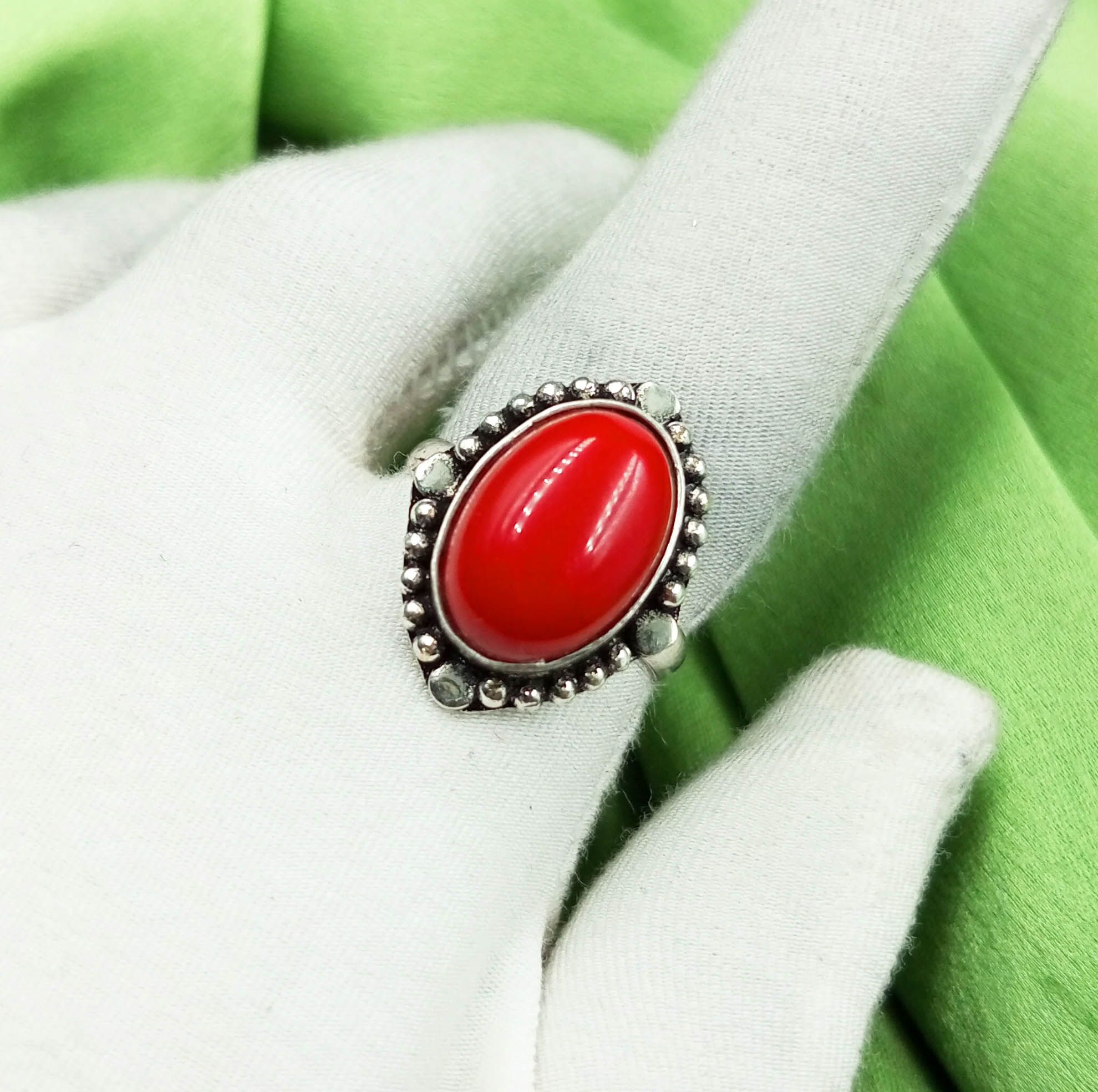 Коралловый драгоценный камень 925 пробы с серебряным покрытием US SZ 9 Ring MM-R172
Коралловый драгоценный камень 925 пробы с серебряным покрытием US SZ 9 Ring MM-R172